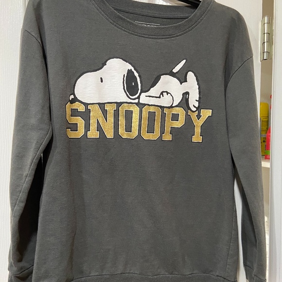 Mighty Fine Tops - Women's Snoopy Graphic Sweatshirt